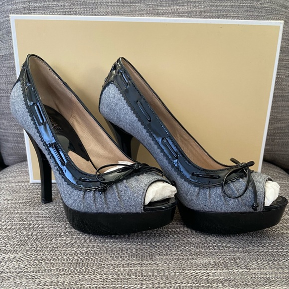 Michael Kors Heels 6.5M - Picture 1 of 6